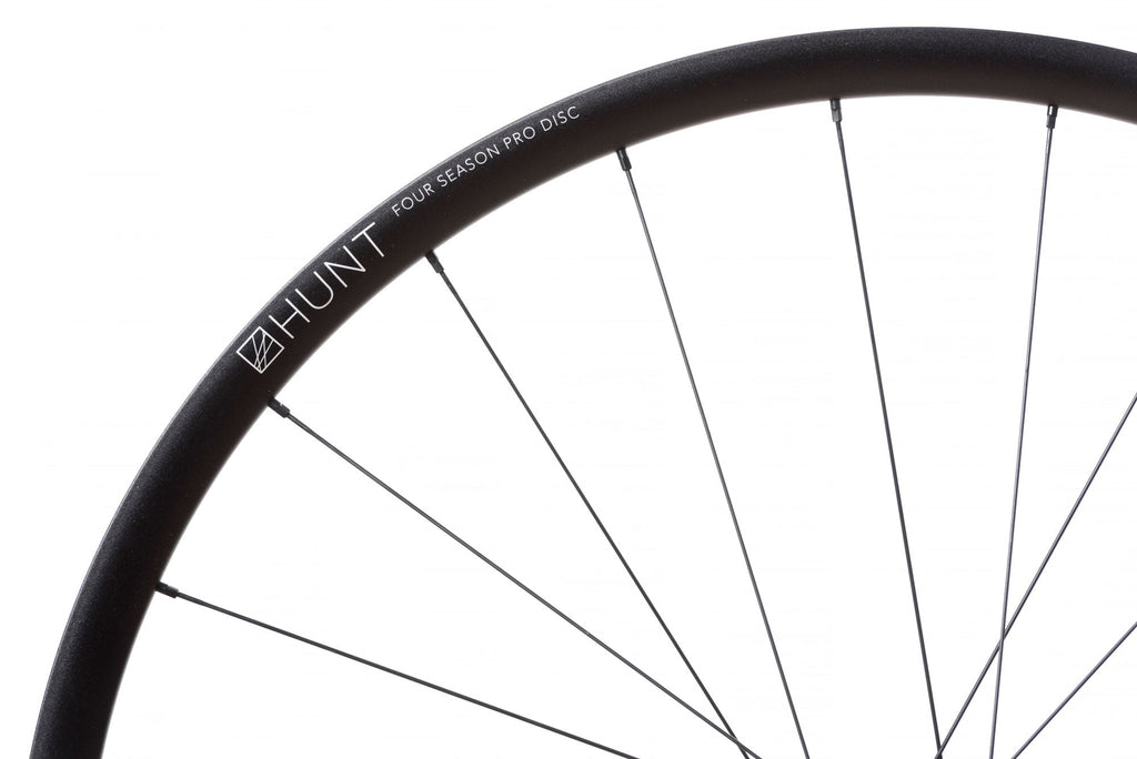 Re:New HUNT 4 Season Pro Disc Wheelset