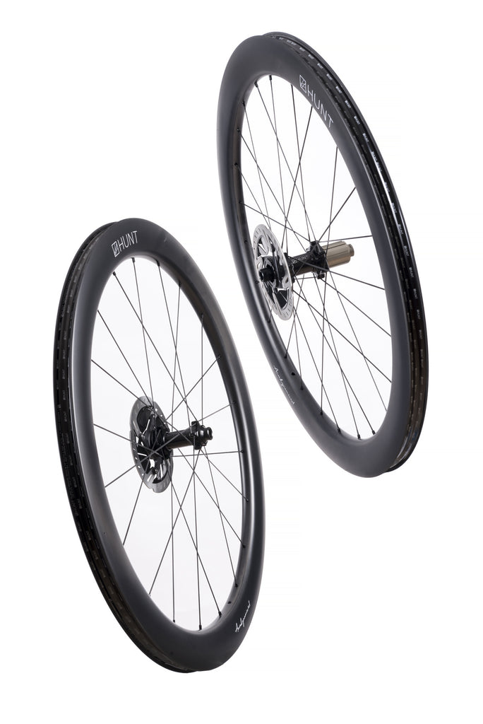 The HUNT 4454 Aerodynamicist Carbon Disc Wheelset in the studio