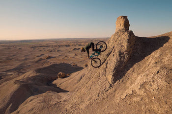 <h1>Made for how you ride</h1><i>Enhanced to perfectly compliment your riding, the Enduro Wide is grounded in serving the most dedicated riders.</i>