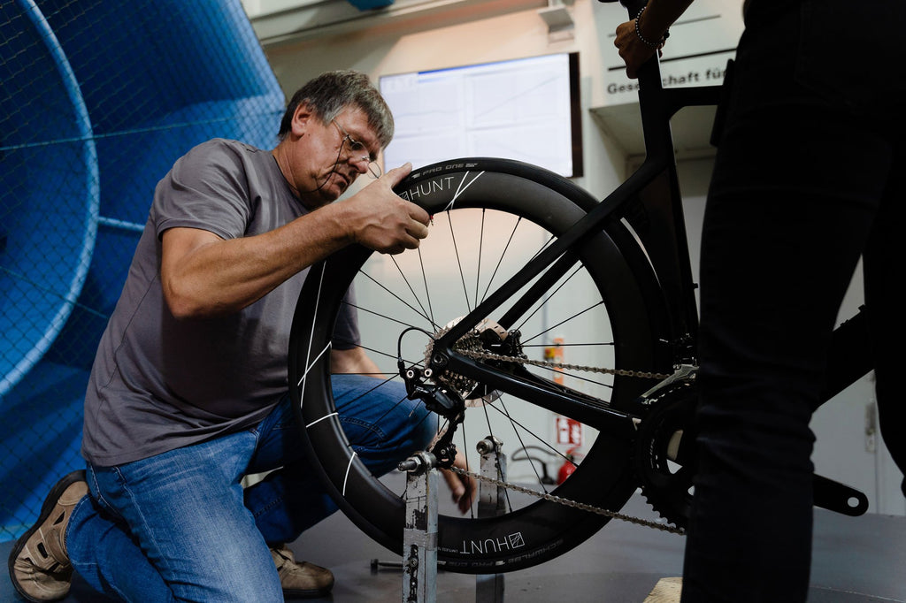 Hunt 60 Limitless Aero Disc Wheelset being tested in the wind tunnel