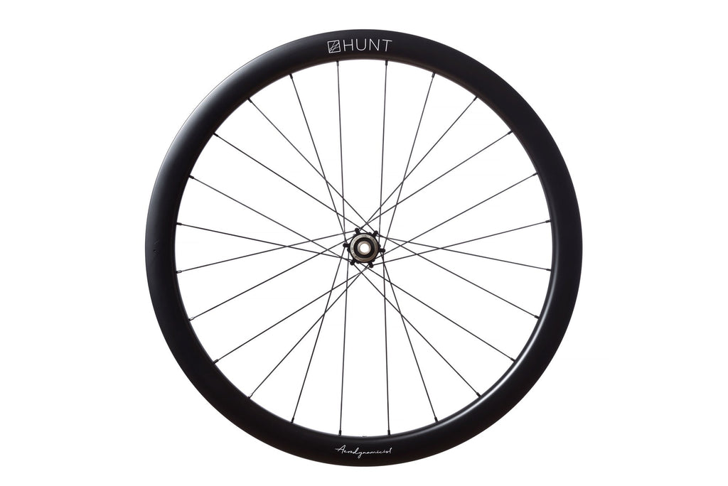 <h1>Aerodynamicist Rim Profile</h1><i>The benefits of blunted spoke bed areas revolve primarily around the predictable airflow, with the wind ‘hugging’ the rim as it passes across it (as opposed to older style V-shaped rims, which would create turbulence in the form of stalls). The wider profile ensures the flow stays attached to the surface as long as possible before the point of separation, which is key as yaw angles increase..</i>