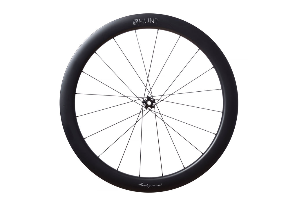 Side profile of the HUNT 4454 Aerodynamicist Carbon Disc front wheel