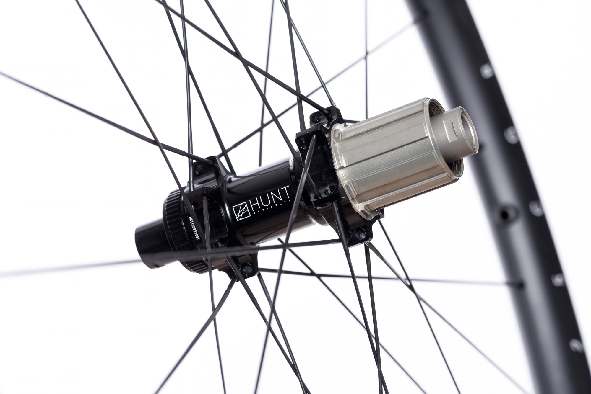 <h1>Freehub Body</h1><i>Featuring 3x treble-tooth pawls and a 48 tooth ratchet ring results in an impressively low 7.5-degree engagement angle, and excellent resistance to wear under heavy loads. The Sprint freehub has strong individual pawl springs which drive a consistent engagement. There is also a Steel Spline Insert re-enforcement to provide excellent durability against cassette sprocket damage.</i>