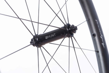 <h1>CERAMICSPEED BEARINGS</h1><i>Fully equipped with CeramicSpeed’s industry-leading hybrid ceramic bearings, even in the freehub body. All CeramicSpeed Balls are of the highest quality Grade 3 Silicon Nitride, featuring the highest achievable surface finish and roundness. The quality of the balls is what determines the performance and lifetime of a bearing. The CeramicSpeed Balls feature unparalleled impact strength, smoothness, roundness and brittleness.</i>